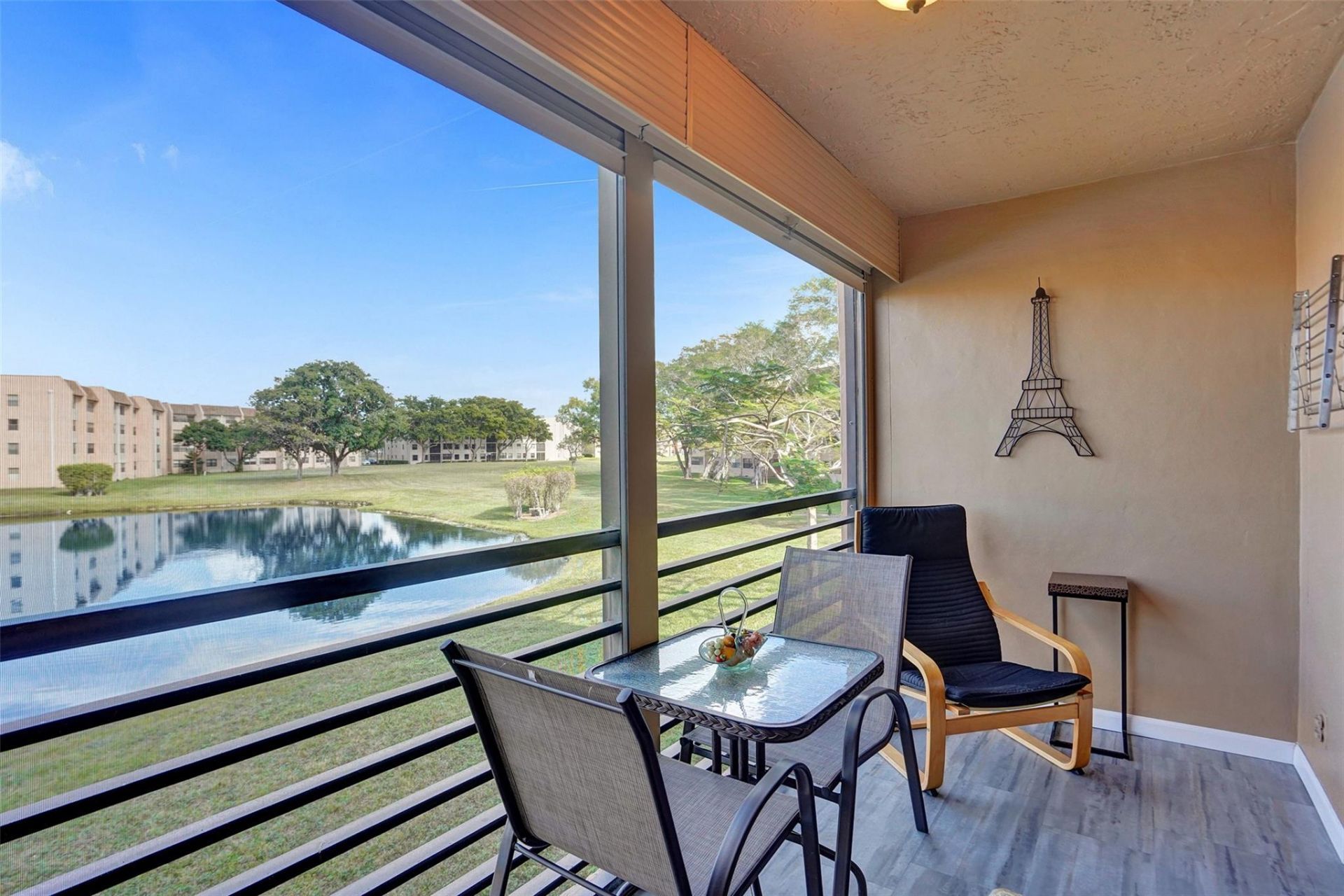 10467 Sunrise Lakes Boulevard, Unit 210, Sunrise, FL 33322 Photo