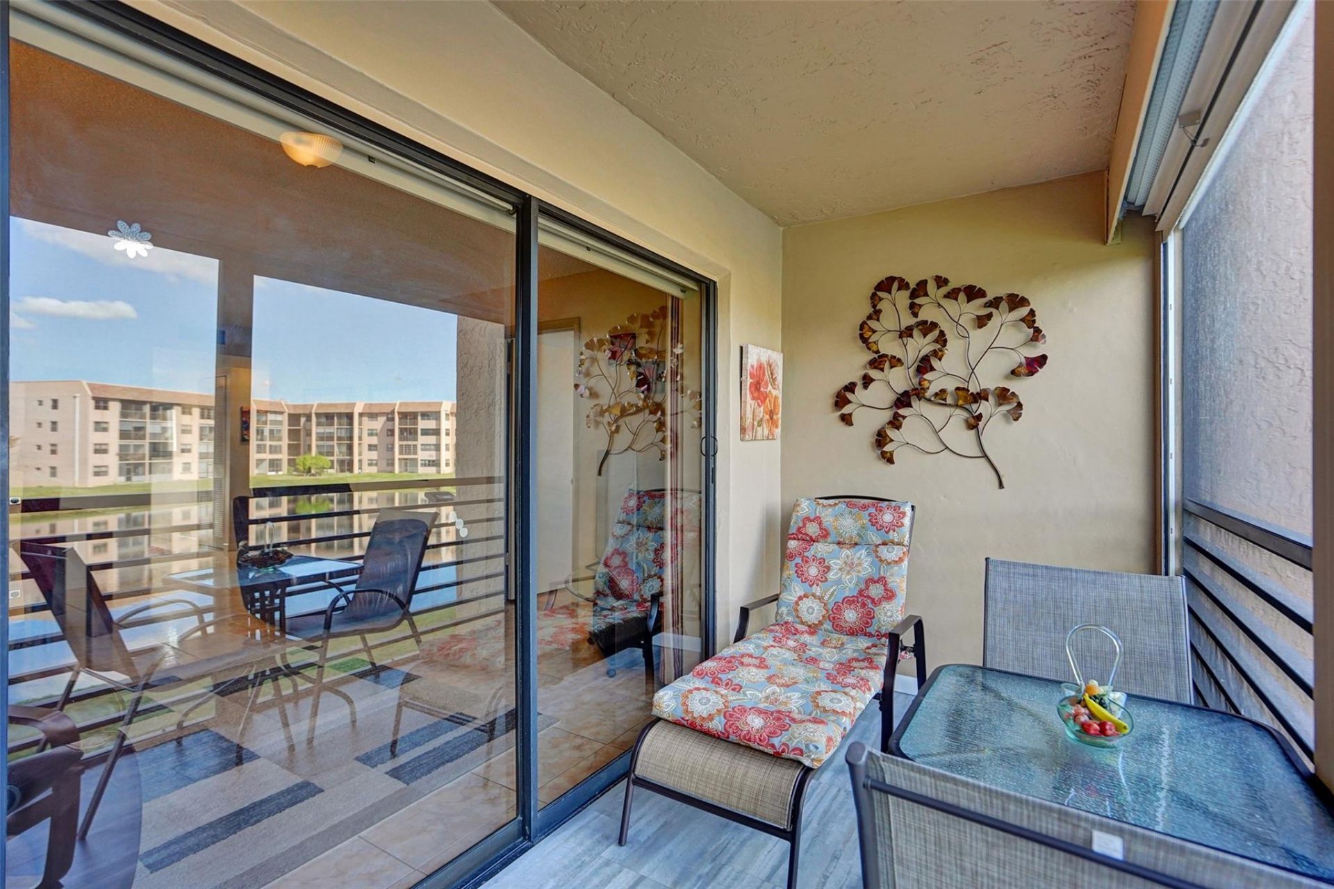 10467 Sunrise Lakes Boulevard, Unit 210, Sunrise, FL 33322 Photo