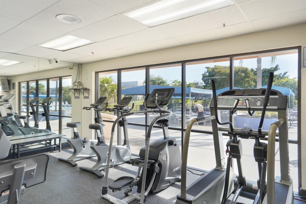 10467 Sunrise Lakes Boulevard, Unit 210, Sunrise, FL 33322 Photo