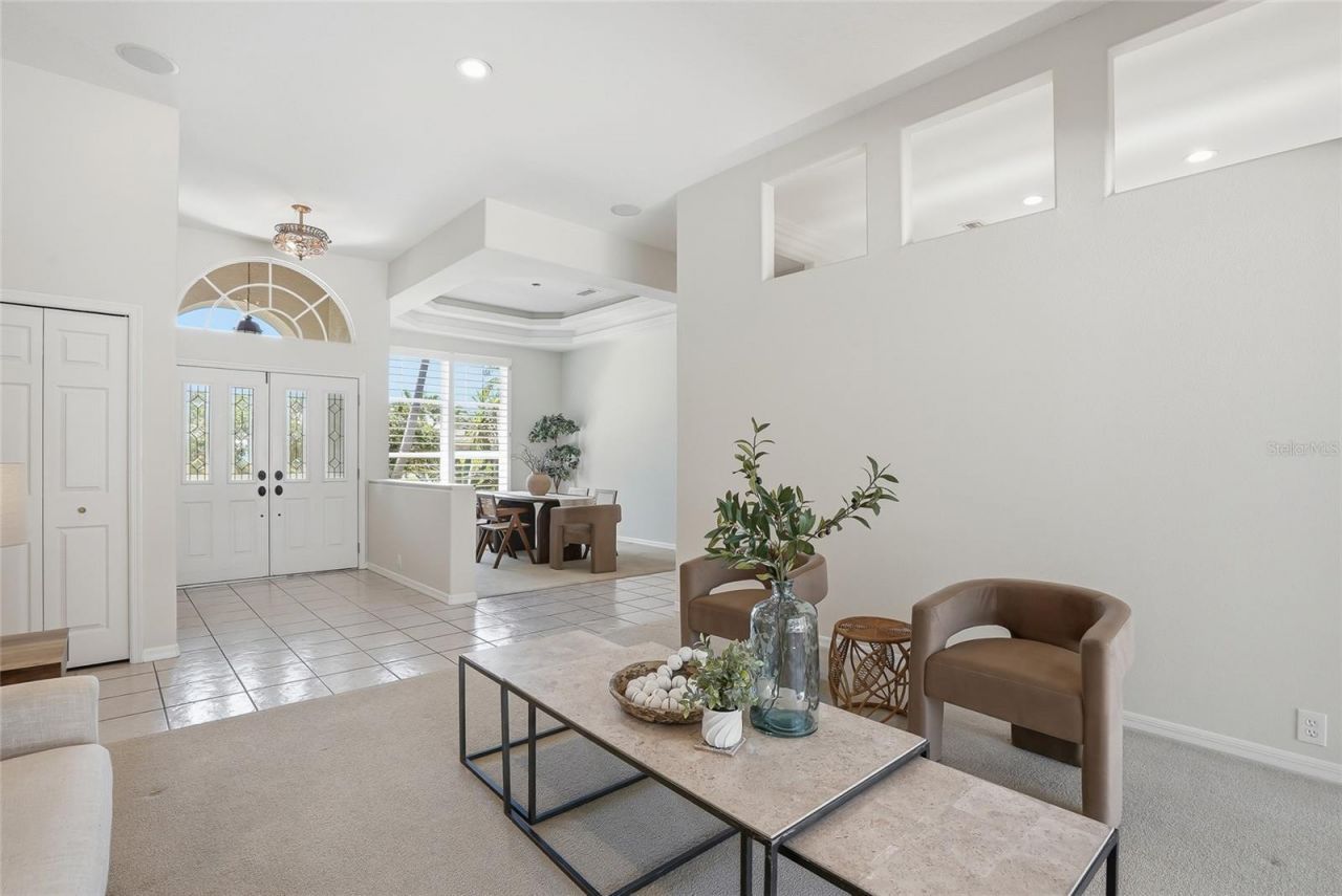 777 Cattail Court Ne, Saint Petersburg, FL 33703 Photo