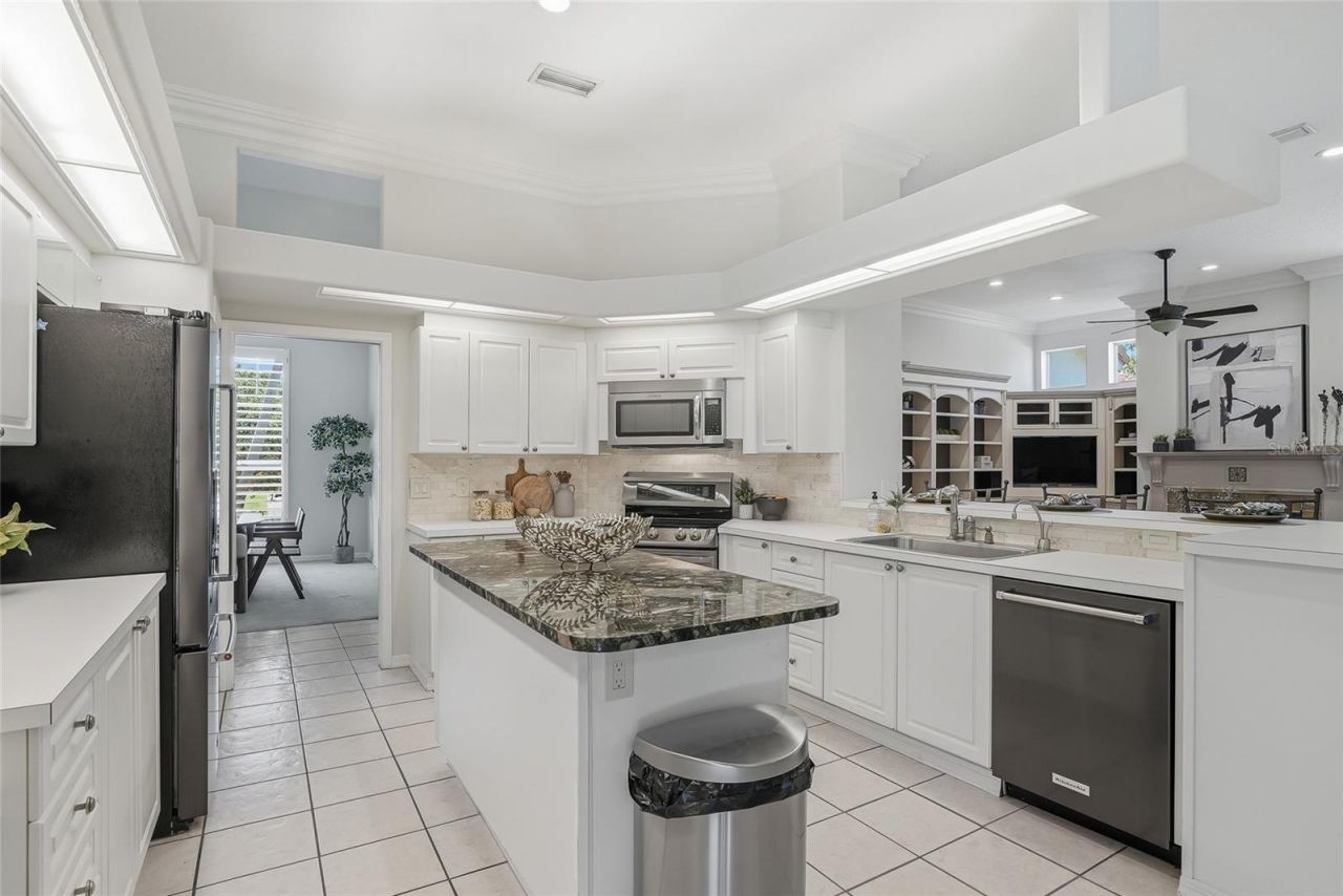 777 Cattail Court Ne, Saint Petersburg, FL 33703 Photo