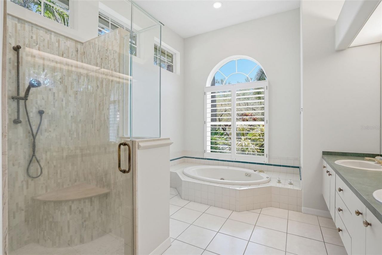777 Cattail Court Ne, Saint Petersburg, FL 33703 Photo