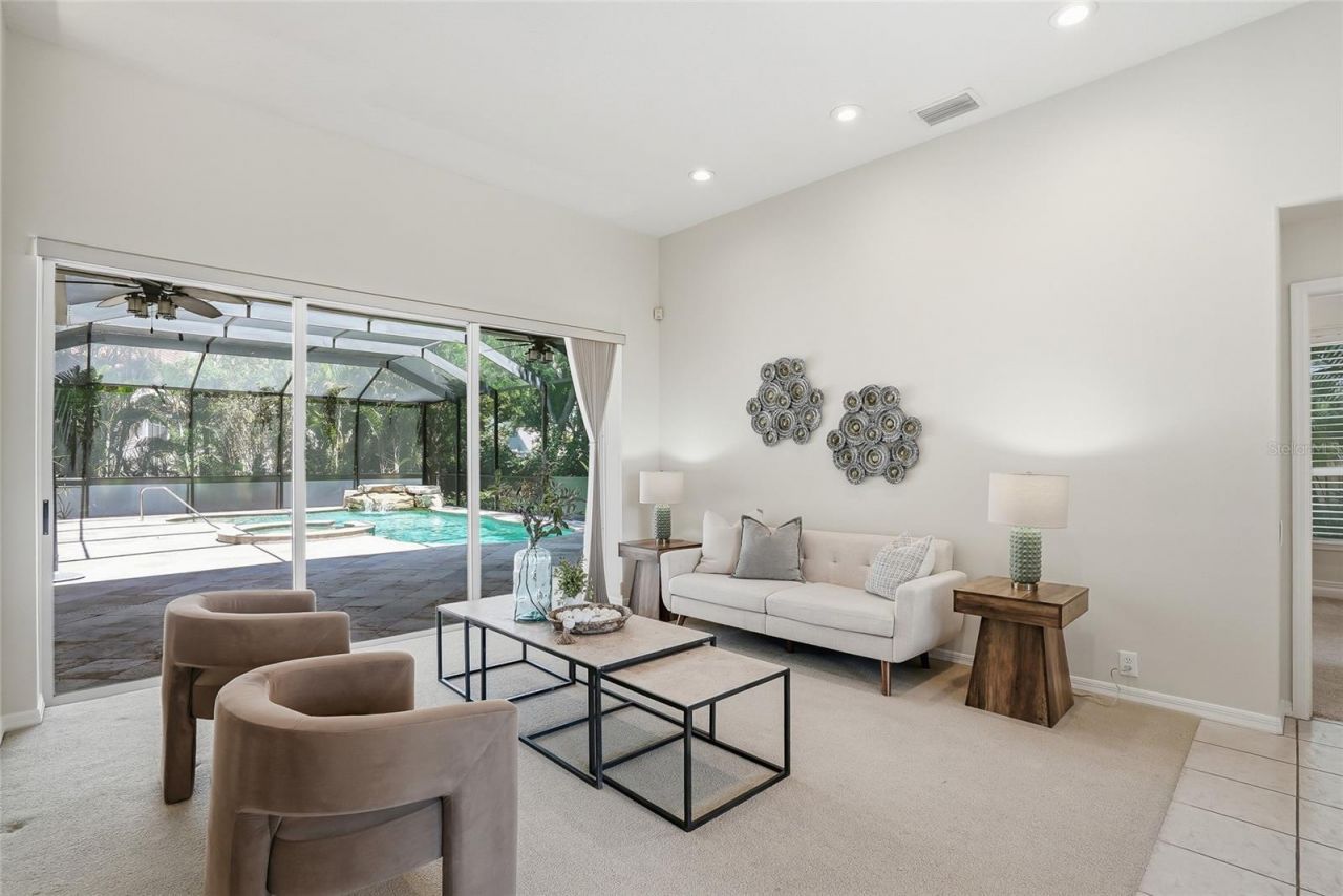 777 Cattail Court Ne, Saint Petersburg, FL 33703 Photo