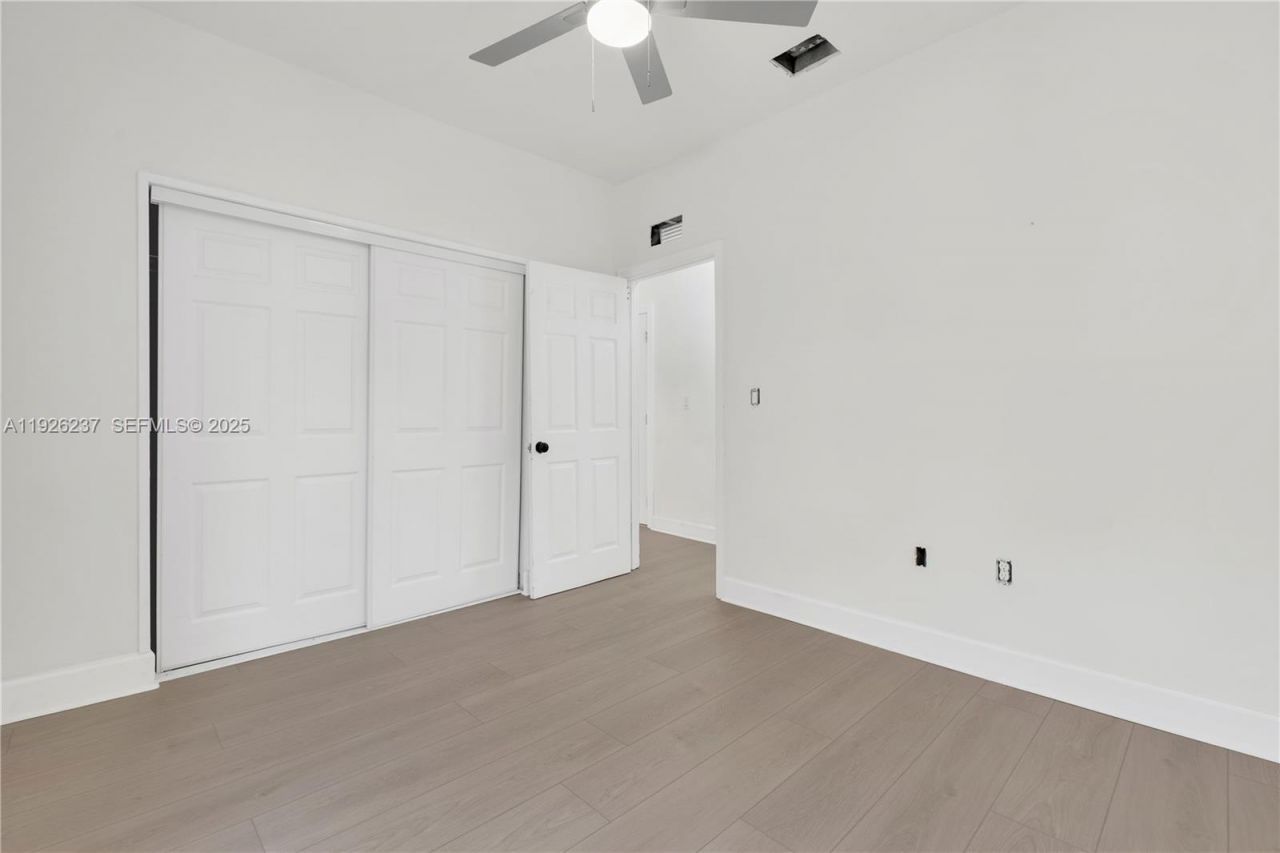 963 SW 6th St, Unit 2, Miami, FL 33130 Photo