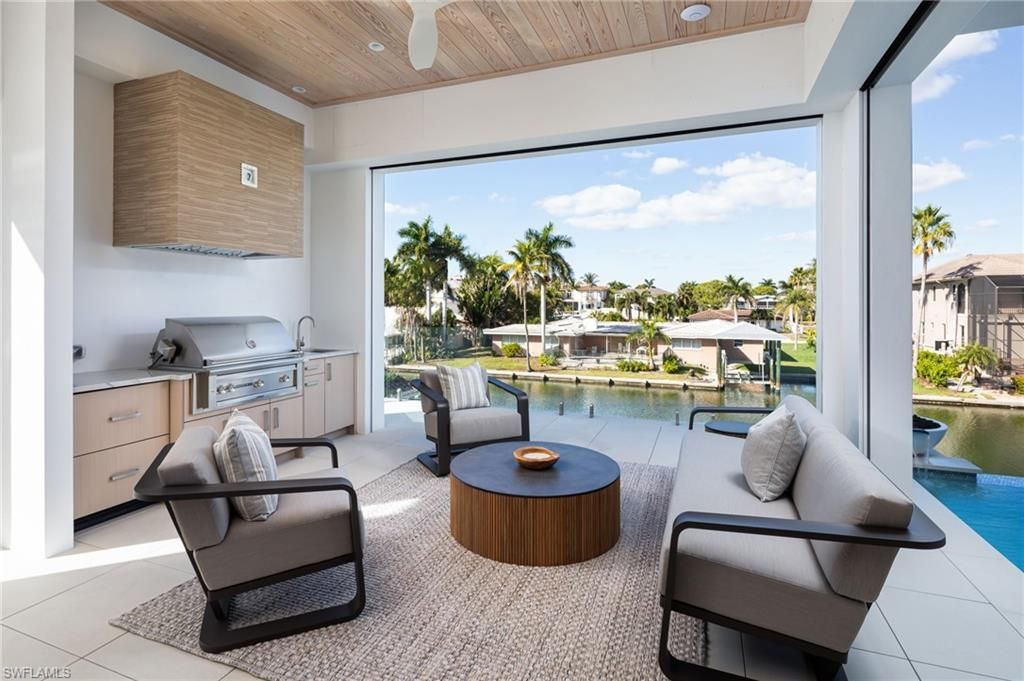 223 Bayview Ave, Naples, FL 34108 Photo