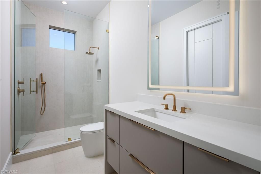 223 Bayview Ave, Naples, FL 34108 Photo