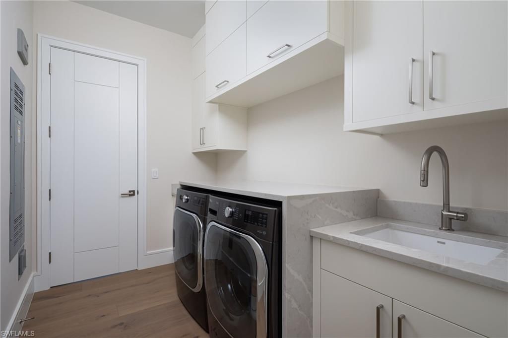 223 Bayview Ave, Naples, FL 34108 Photo