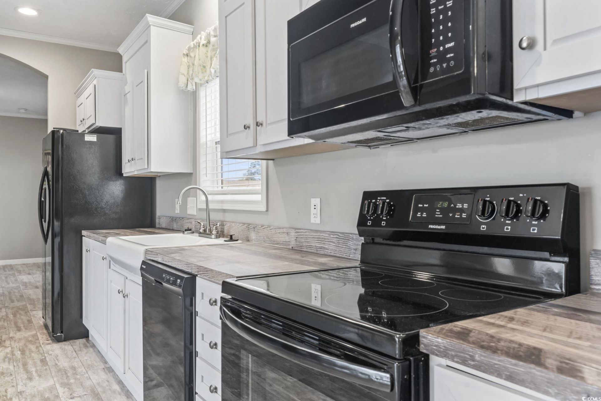 344 Hangar Ct. Photo 13