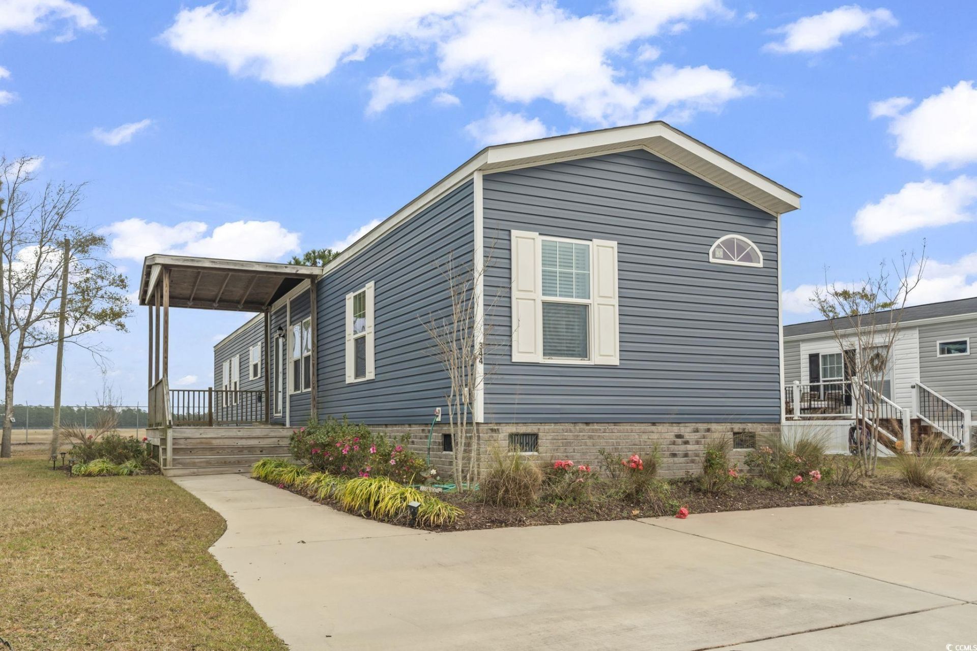 344 Hangar Ct. Photo 6