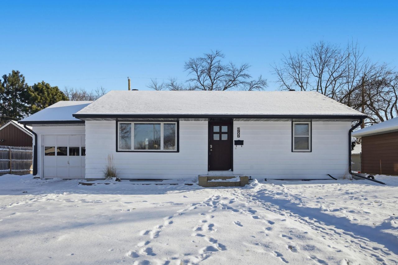 1905 9th Street N, Fargo, ND 58102 Main Photo