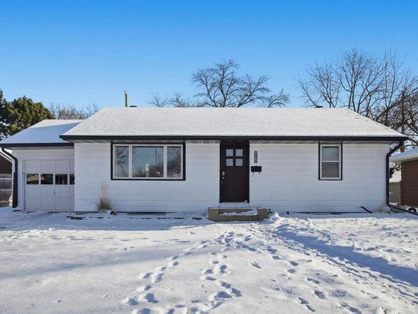 1905 9th Street N, Fargo, ND 58102