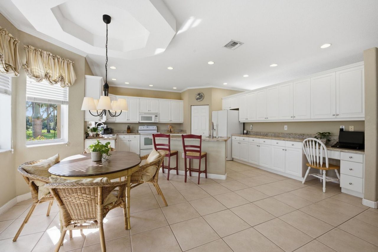 2462 Westmont Place, Royal Palm Beach, FL 33411 Photo