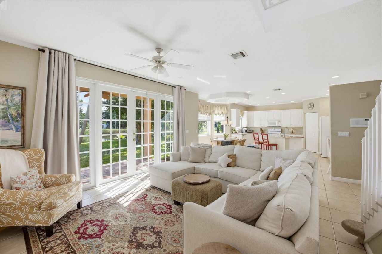2462 Westmont Place, Royal Palm Beach, FL 33411 Photo