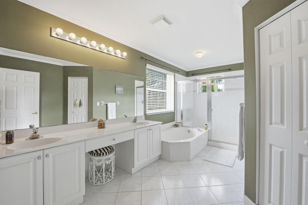 2462 Westmont Place, Royal Palm Beach, FL 33411 Photo