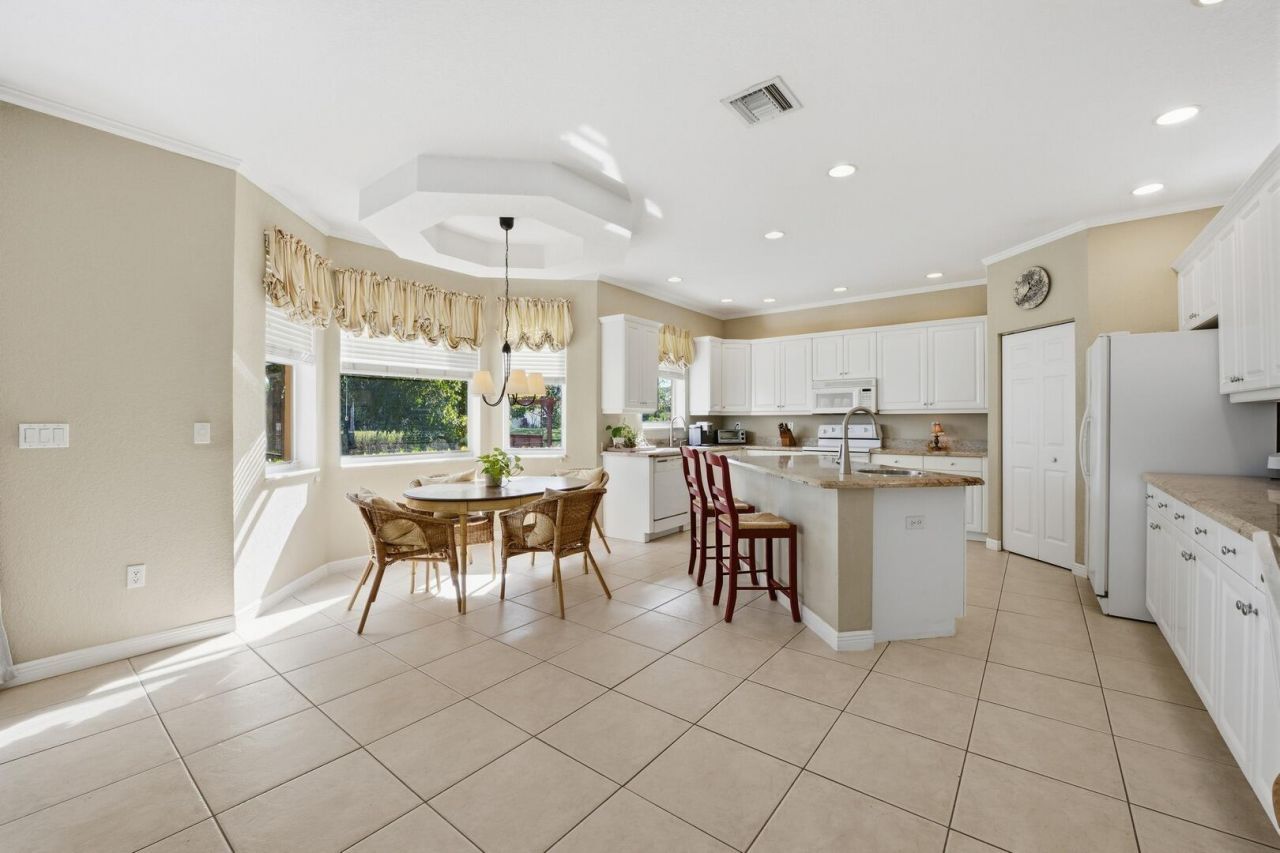 2462 Westmont Place, Royal Palm Beach, FL 33411 Photo