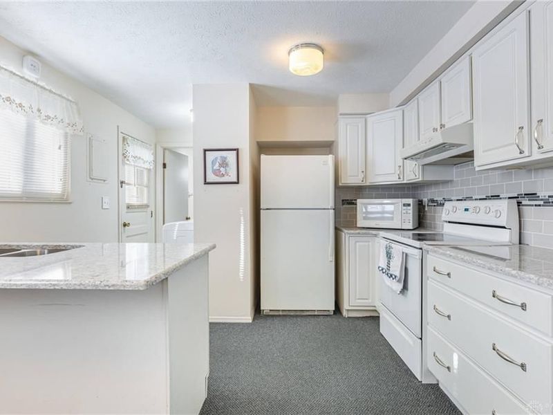 1202 Marsha Drive, Miamisburg, OH 45342 Photo 10