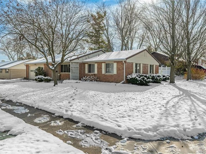 1202 Marsha Drive, Miamisburg, OH 45342 Photo 2