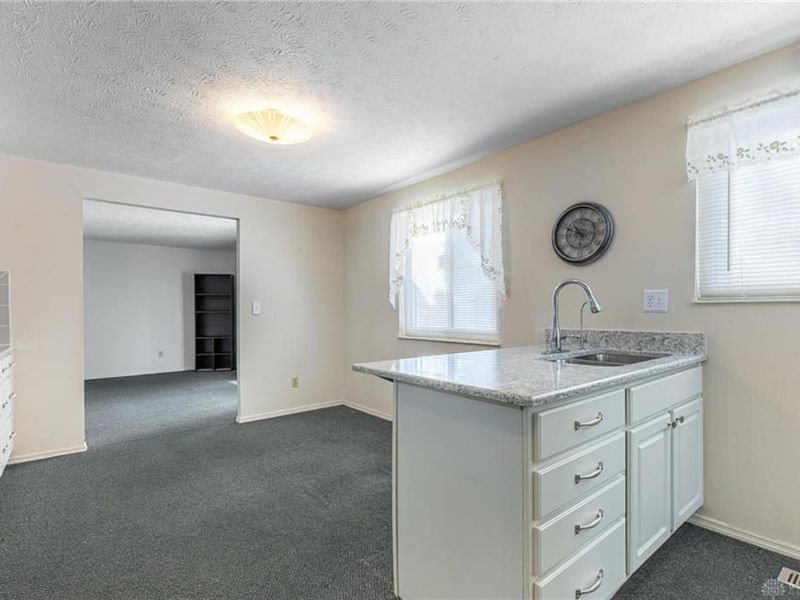 1202 Marsha Drive, Miamisburg, OH 45342 Photo 9