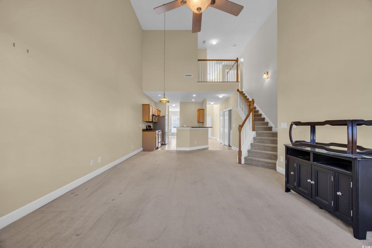 205 Threshing Way Photo 14