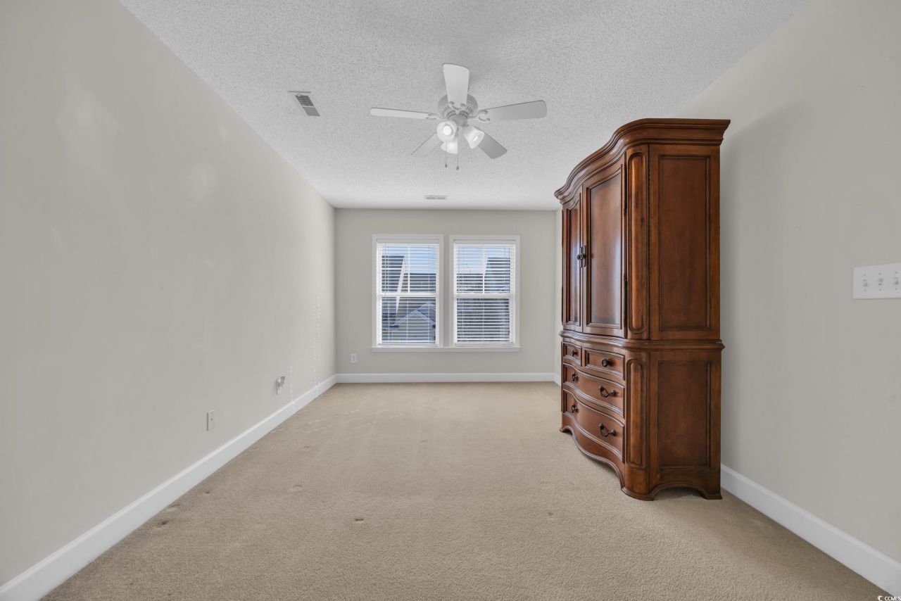 205 Threshing Way Photo 19