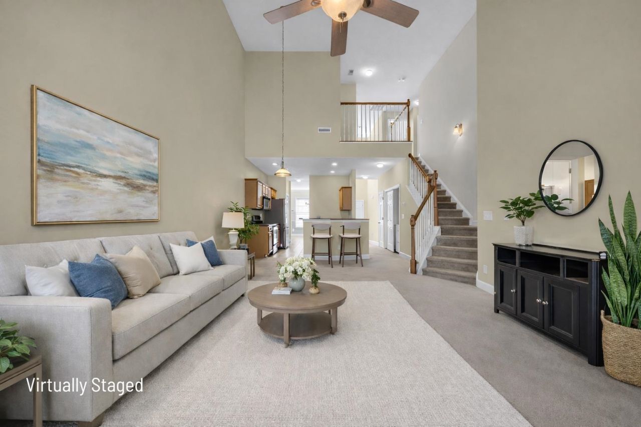 205 Threshing Way Photo 4