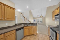 205 Threshing Way photo 4