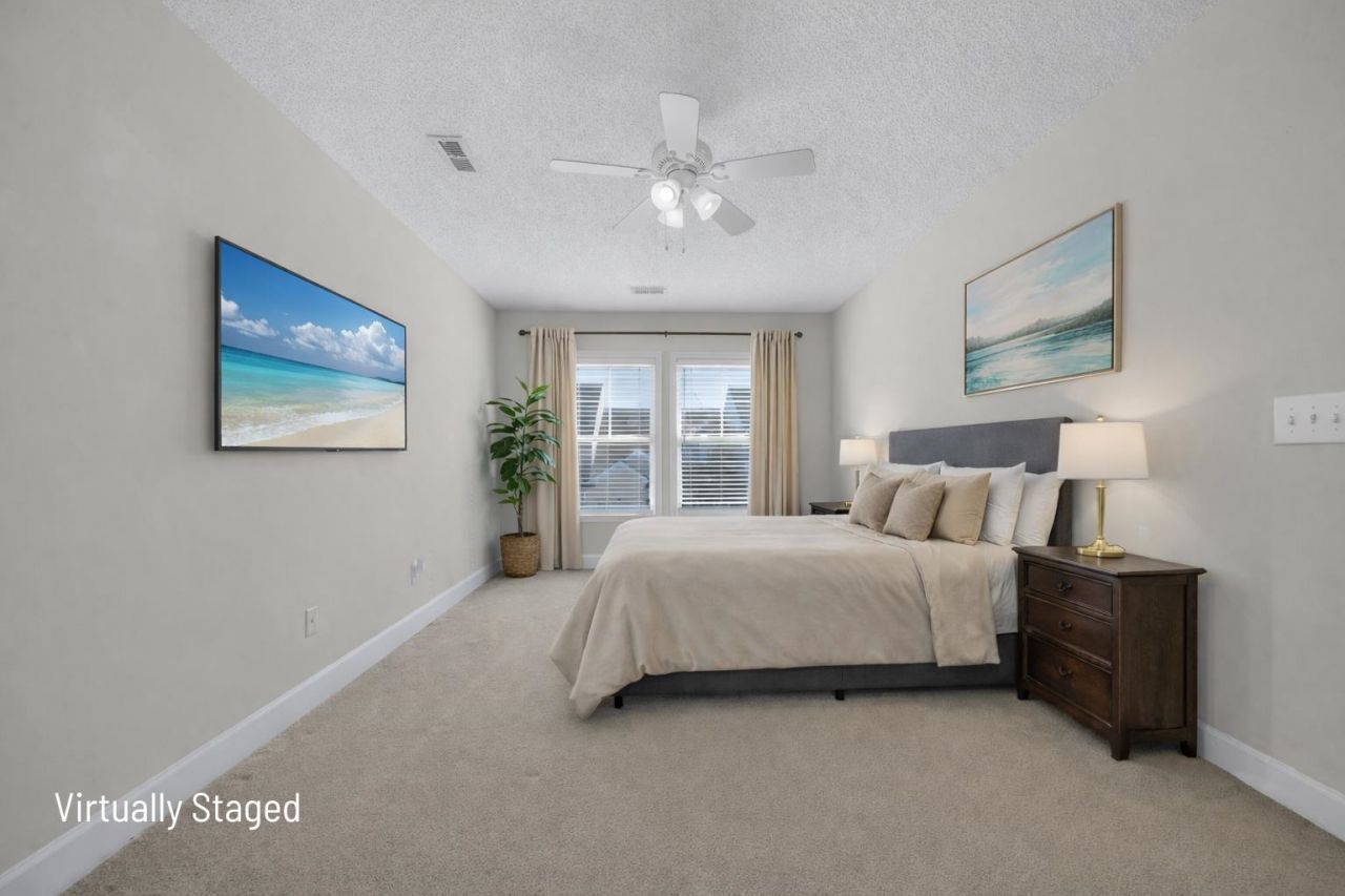 205 Threshing Way Photo 9