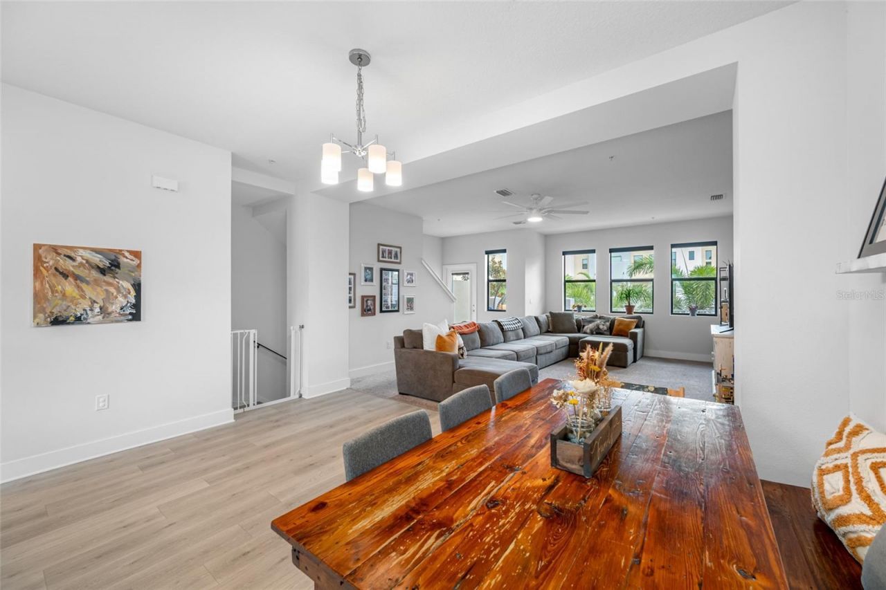 1171 25th Lane N, Saint Petersburg, FL 33713 Photo