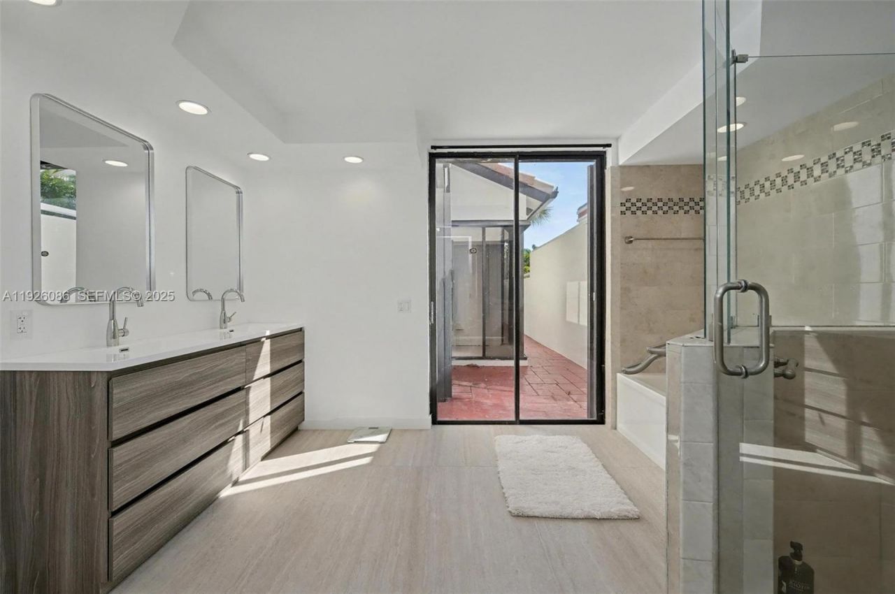 6438 Via Rosa, Unit 6438, Boca Raton, FL 33433 Photo