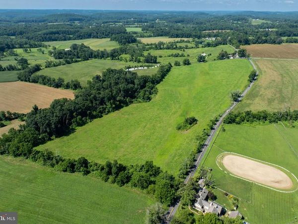 1700 SAINT MATTHEWS ROAD, CHESTER SPRINGS, PA 19425