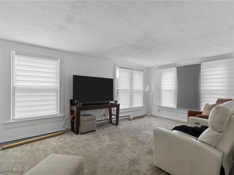 2823 Columbus Road NE, Canton, OH 44705 Photo 5