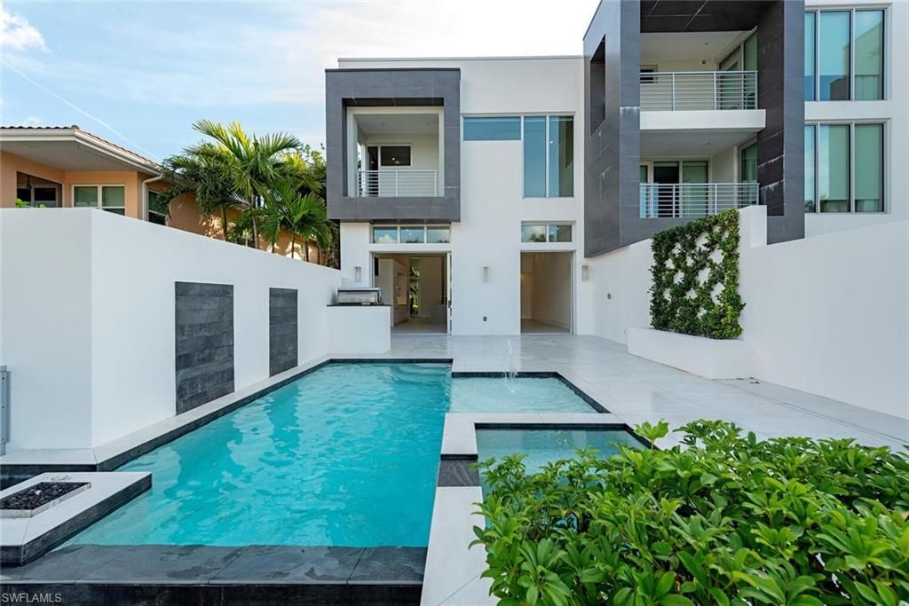 1559 Chesapeake Ave, Naples, FL 34102 Photo