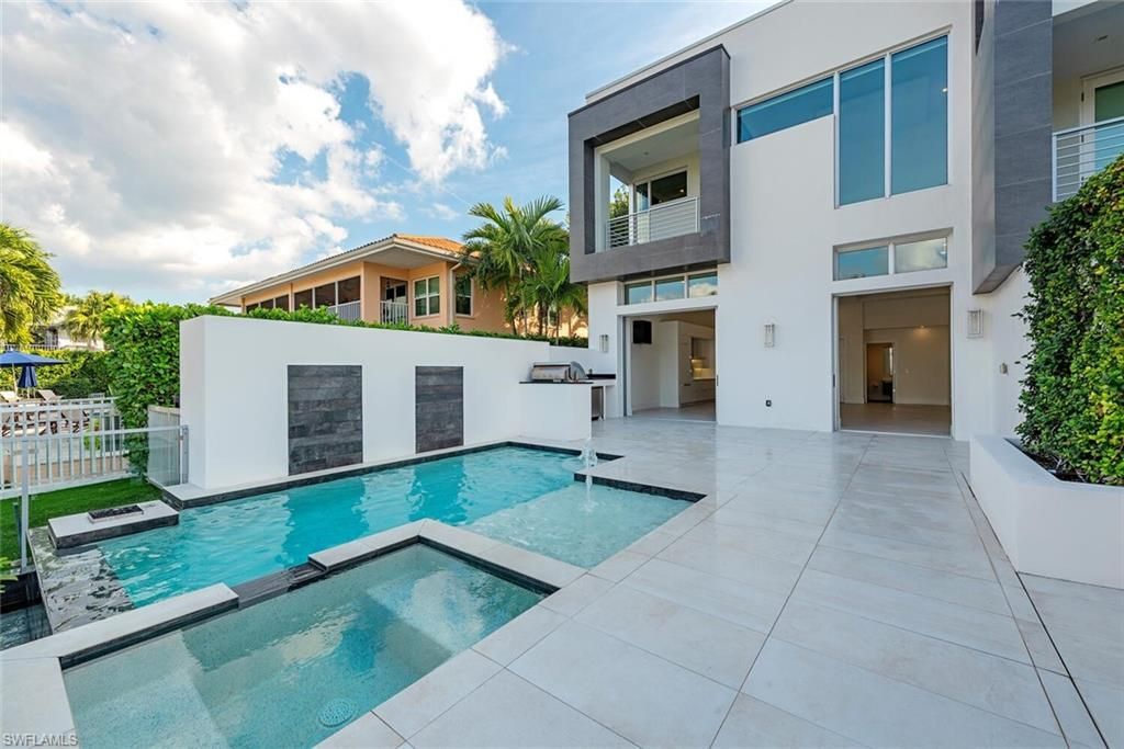 1559 Chesapeake Ave, Naples, FL 34102 Photo