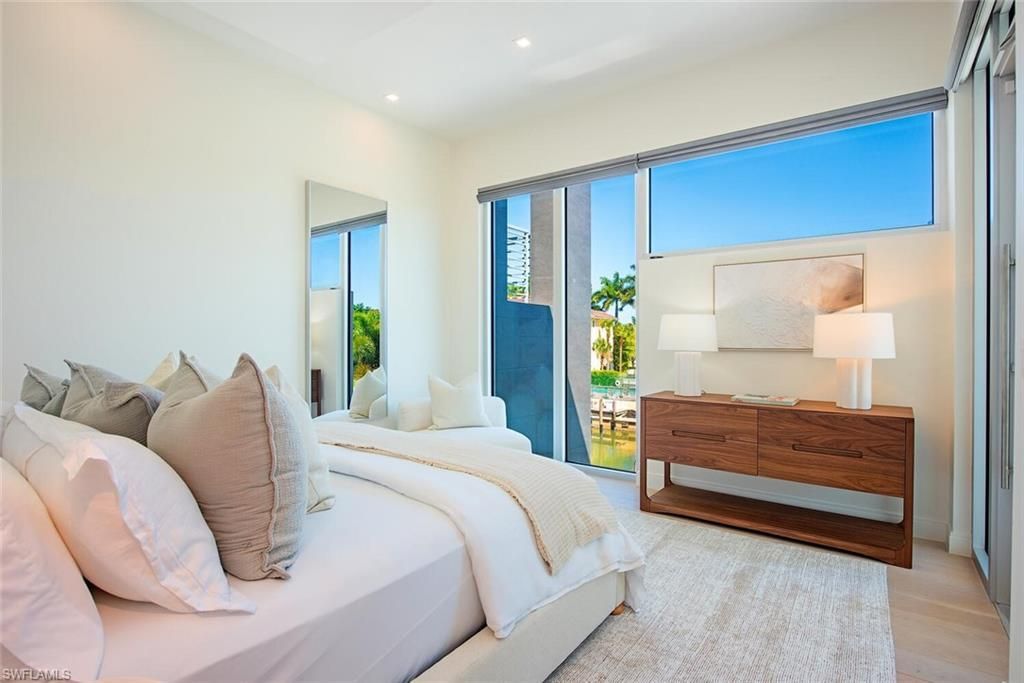 1559 Chesapeake Ave, Naples, FL 34102 Photo