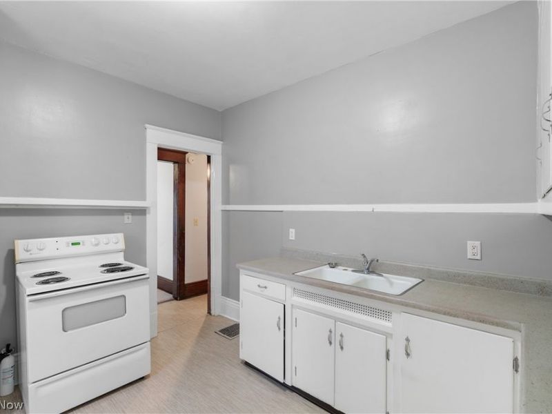 827 9th Street SW, Massillon, OH 44647 Photo 17
