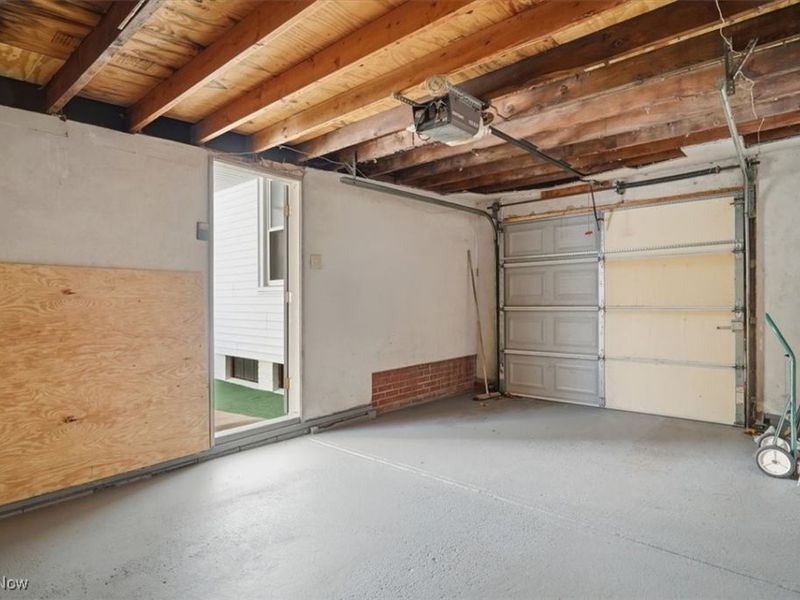 1188 Hardesty Boulevard, Akron, OH 44320 Photo 13