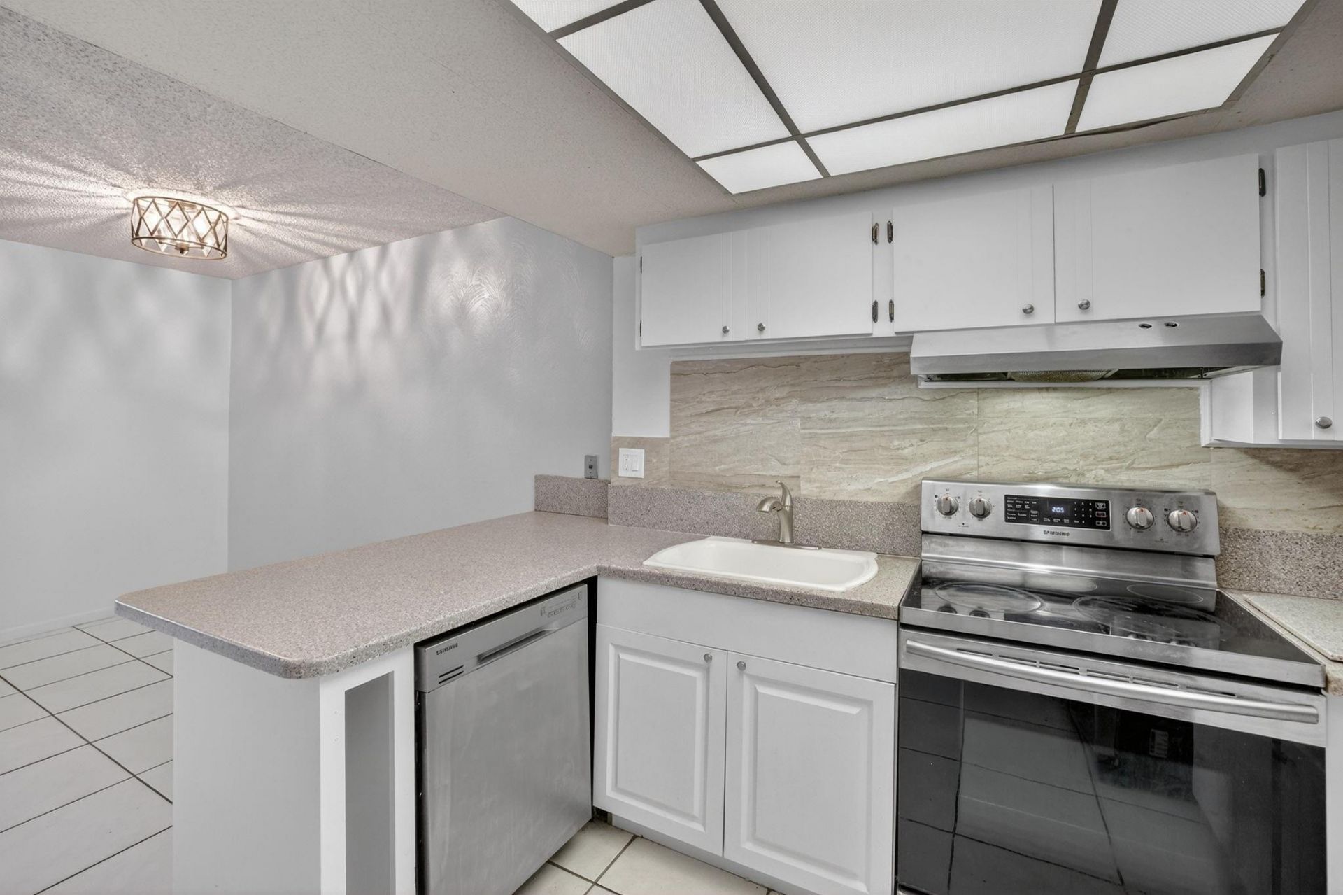 16 Toledo Ct, Unit 3-38, Davie, FL 33324 Photo