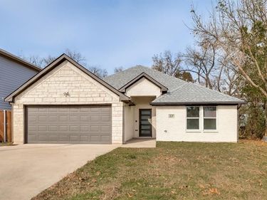 4519 Yancy Street, Dallas, TX 75216