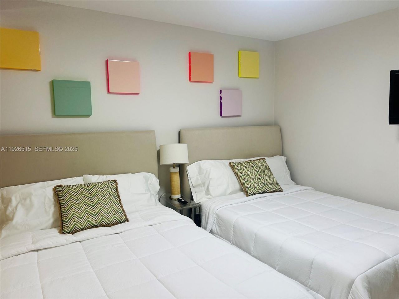 5225 Collins Ave, Unit 914, Miami Beach, FL 33140 Photo