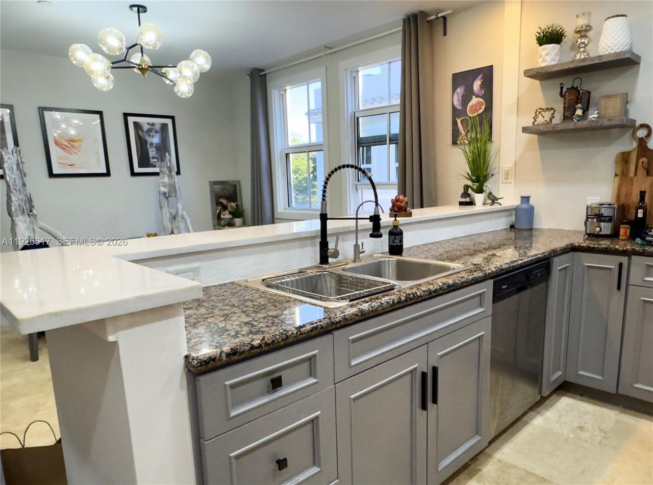 1616 NE 9th St, Fort Lauderdale, FL 33304 Photo