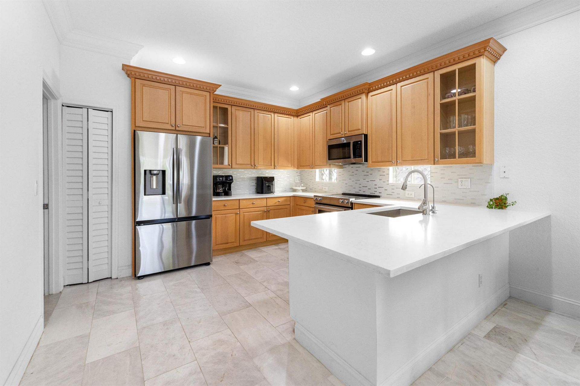 6575 Spring Meadow Drive, Greenacres, FL 33413 Photo