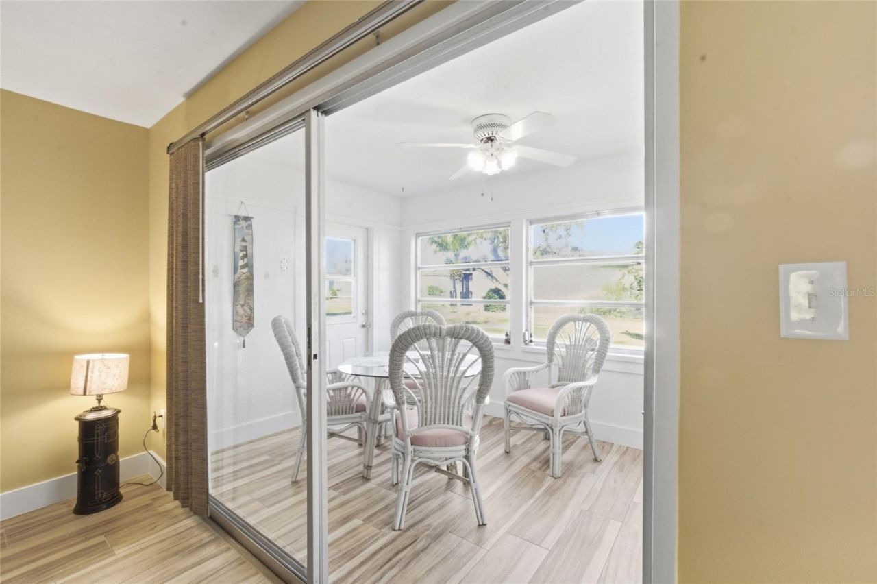 165 Vista Hermosa Circle, Unit 24A, Sarasota, FL 34242 Photo