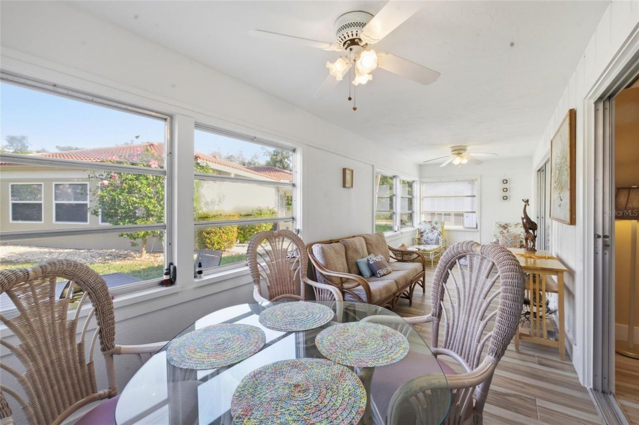 165 Vista Hermosa Circle, Unit 24A, Sarasota, FL 34242 Photo