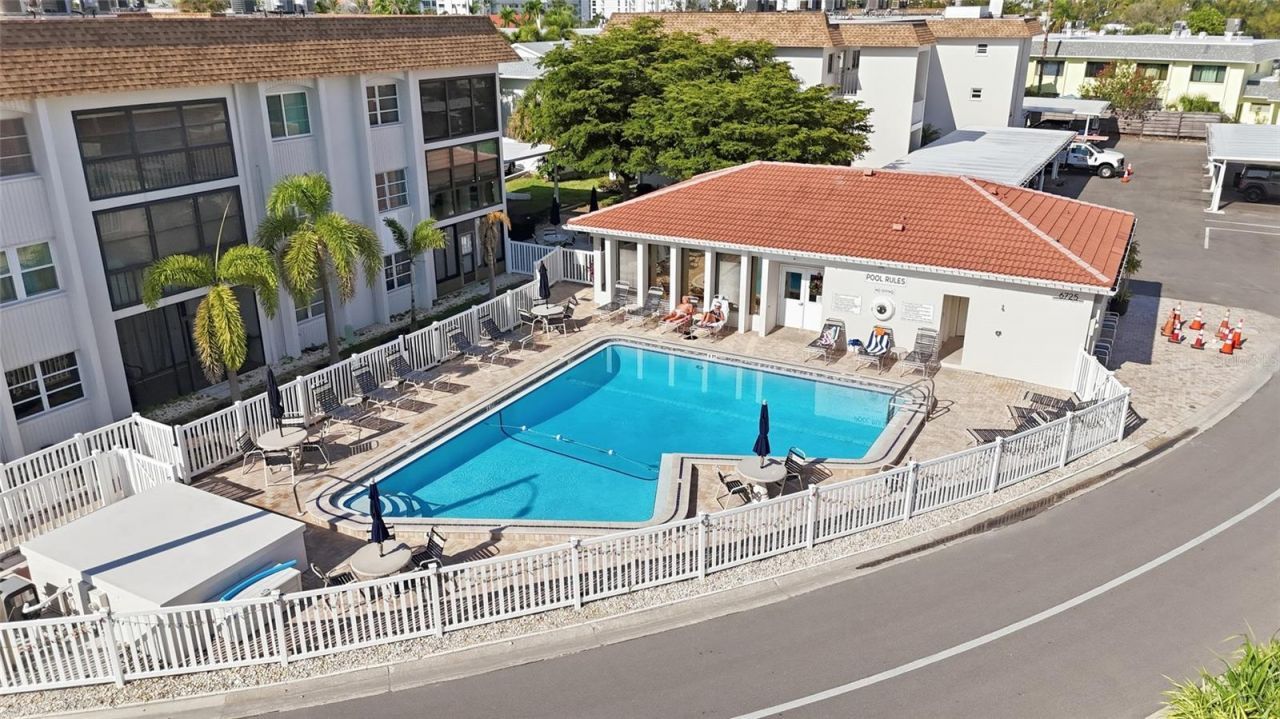 165 Vista Hermosa Circle, Unit 24A, Sarasota, FL 34242 Photo