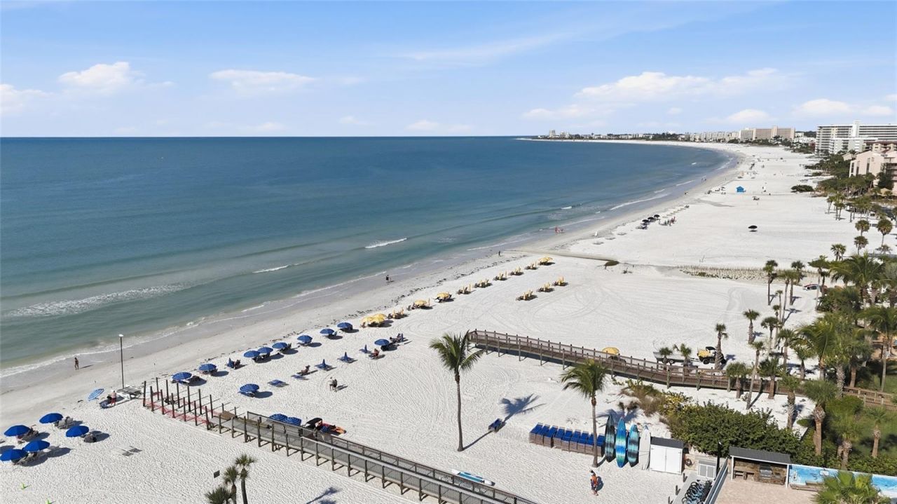 165 Vista Hermosa Circle, Unit 24A, Sarasota, FL 34242 Photo