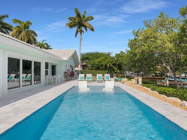 230 13Th Street, KEY COLONY, FL 33051