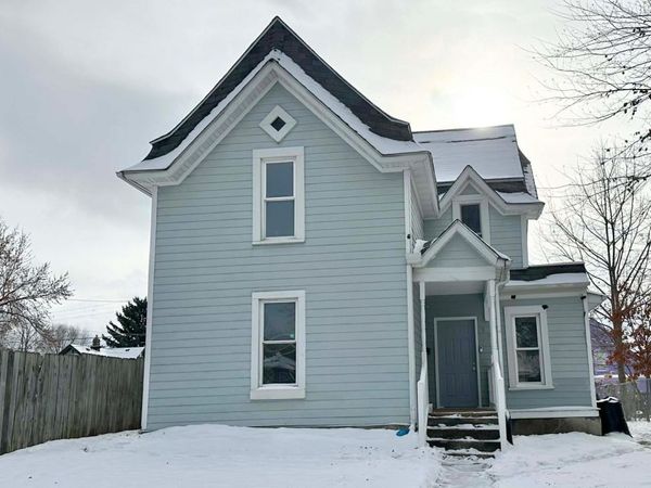 986 Euclid Street, Saint Paul, MN 55106