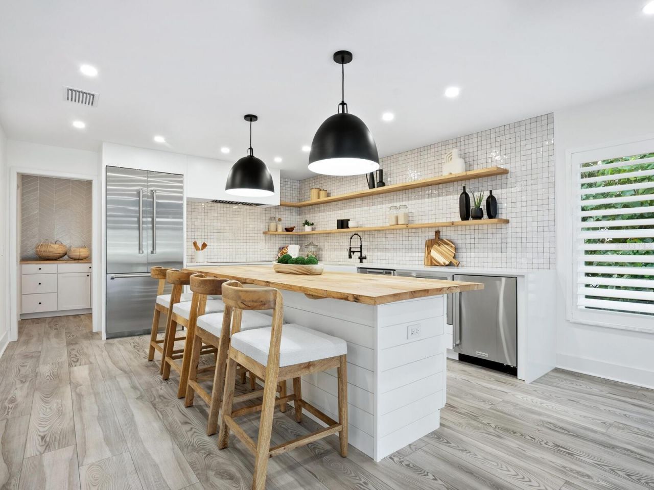 749 Tropical Circle, Sarasota, FL 34242 Photo