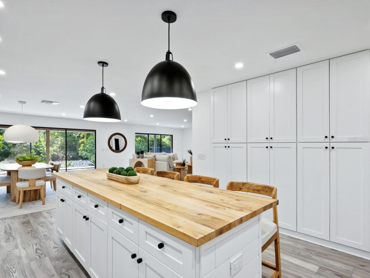 749 Tropical Circle, Sarasota, FL 34242 Photo