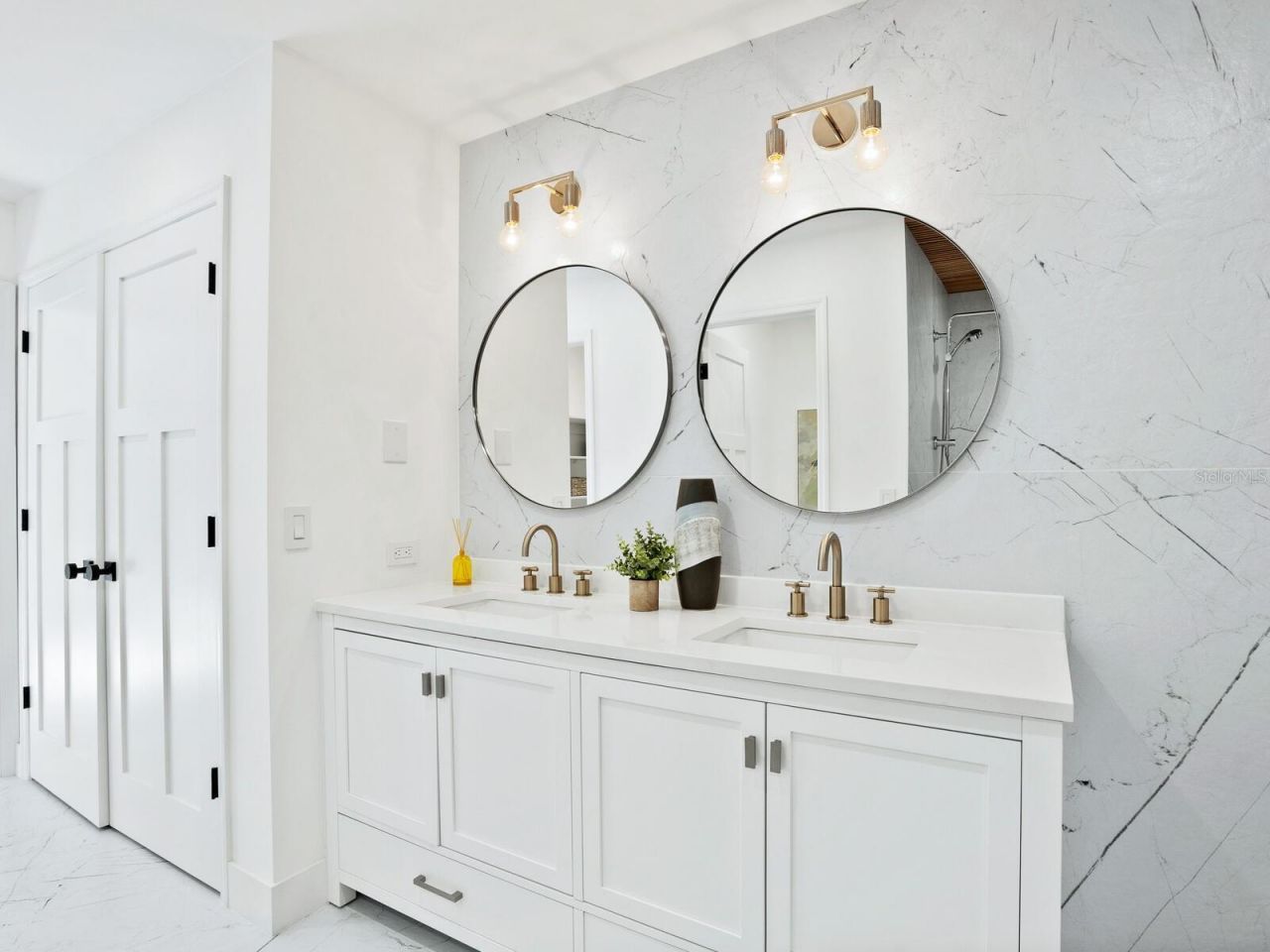 749 Tropical Circle, Sarasota, FL 34242 Photo